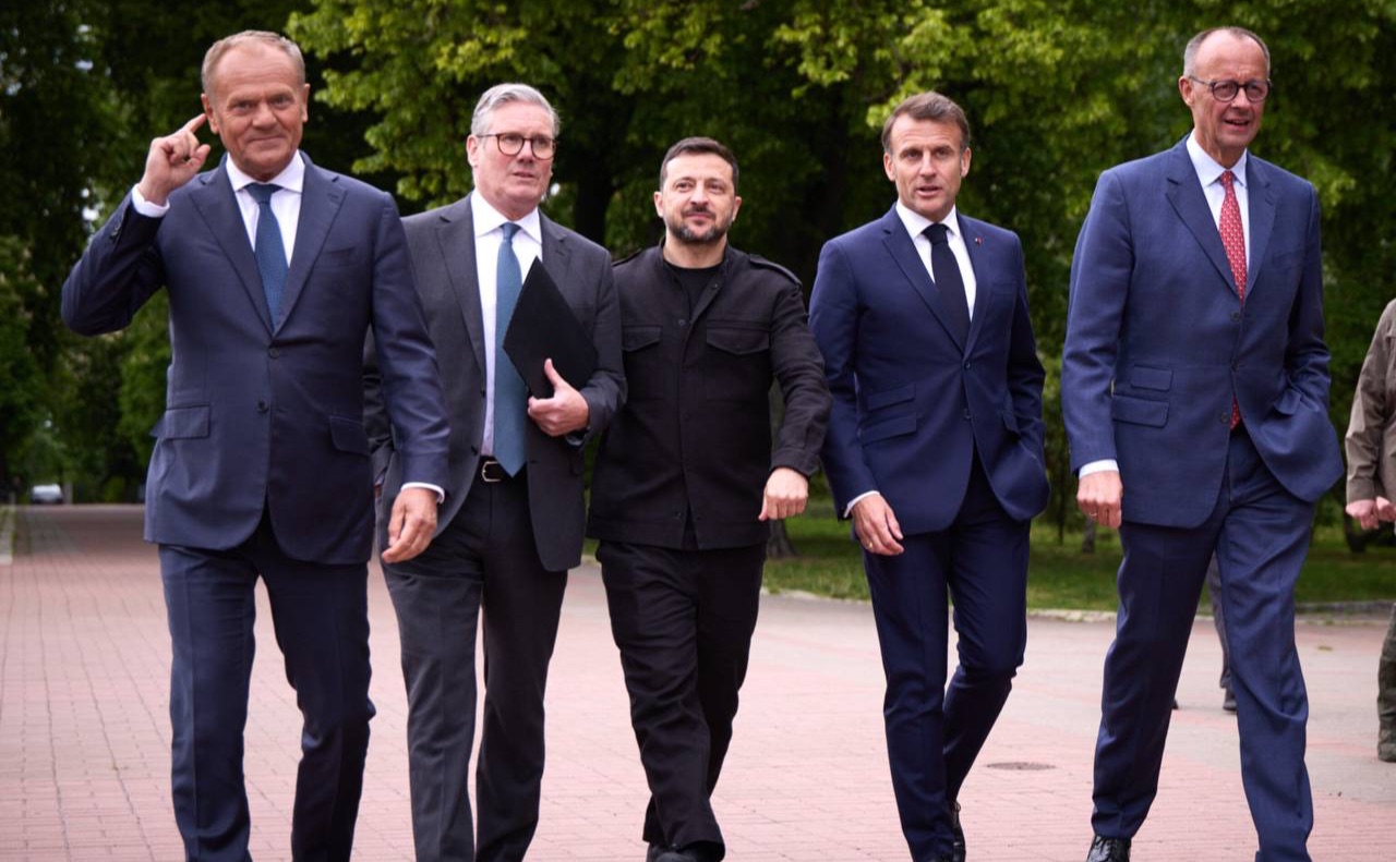 Зеленський обіграв Путіна: він згодився на перемовини без припинення вогню, якщо на зустріч із ним у Туреччину прибуде сам диктатор