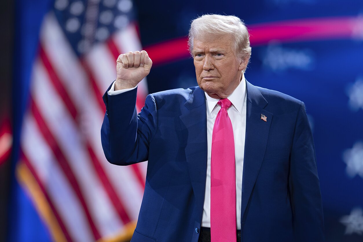 Команда Трампа закликала Україну прийняти людей, депортованих зі США